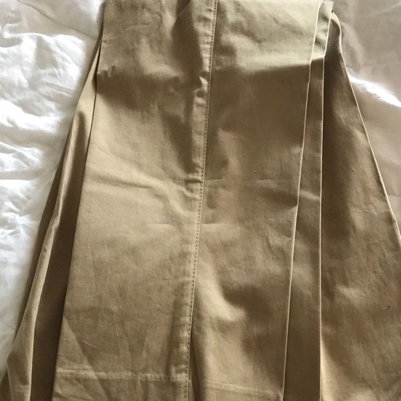 Black and Brown khaki pants - Picture 2 of 4